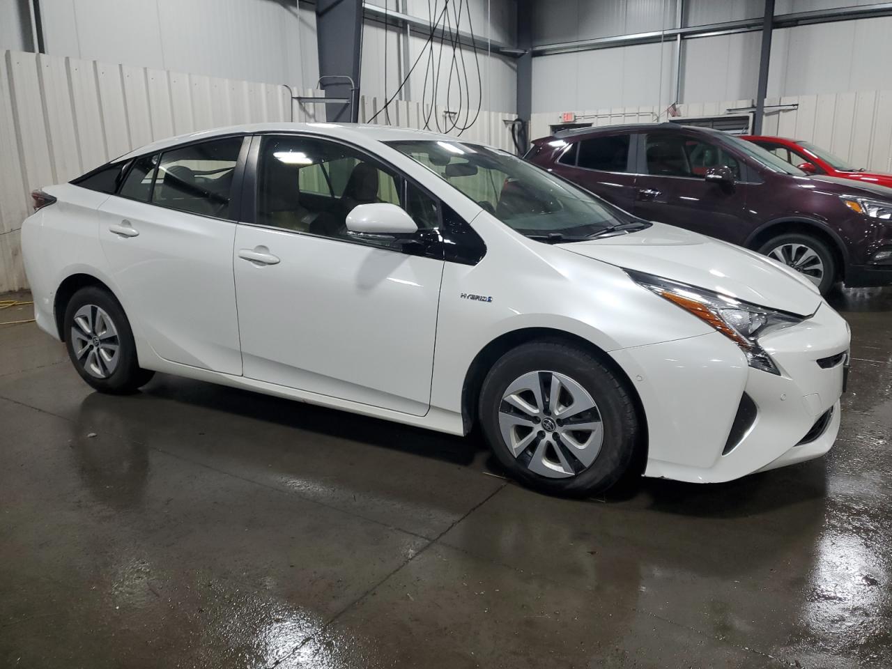 2017 Toyota Prius - Image 4