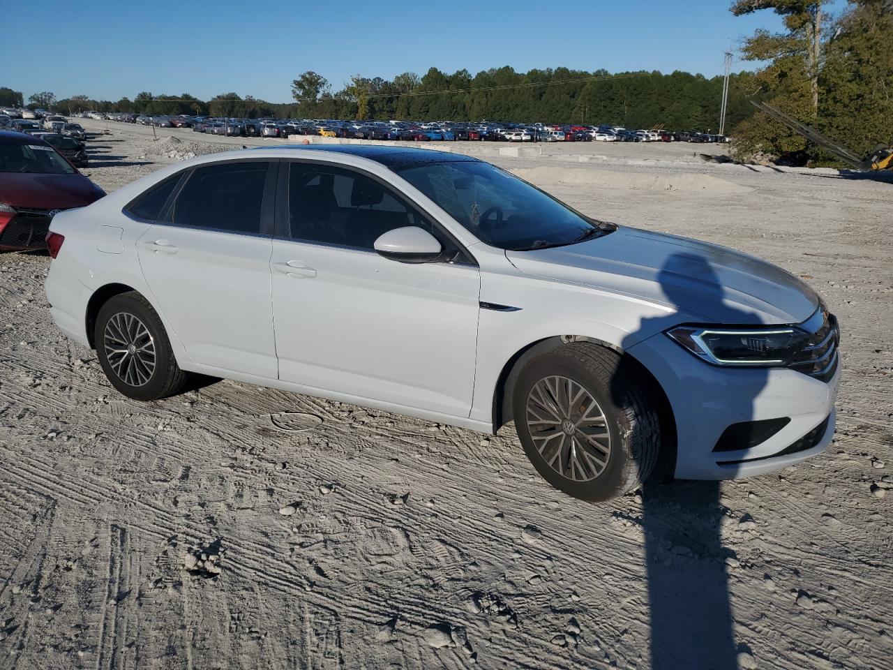 2019 Volkswagen Jetta - Image 4