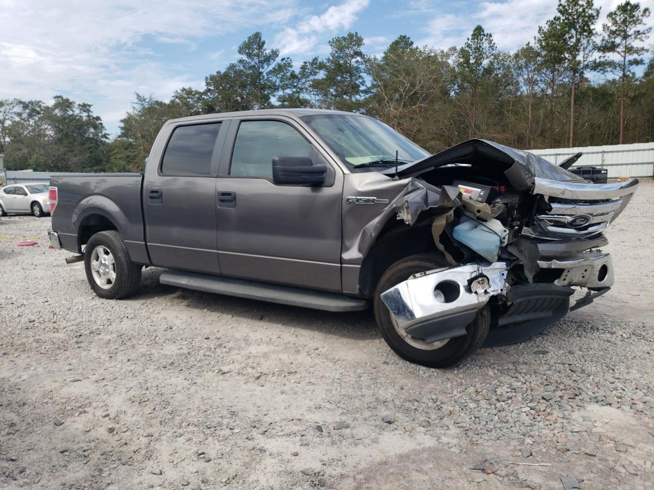 2011 Ford F-150 - Image 4