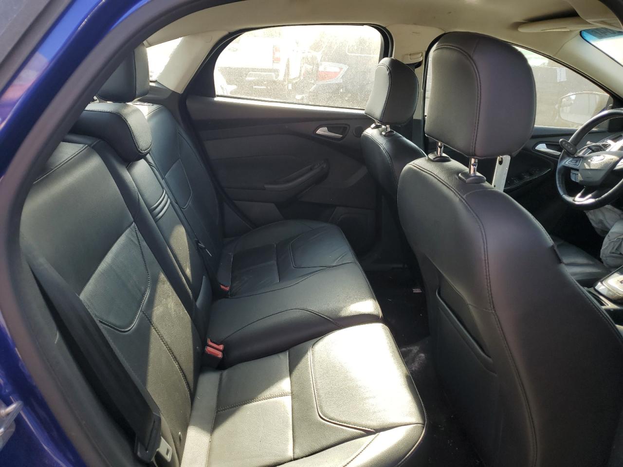 2015 Ford Focus - Image 10