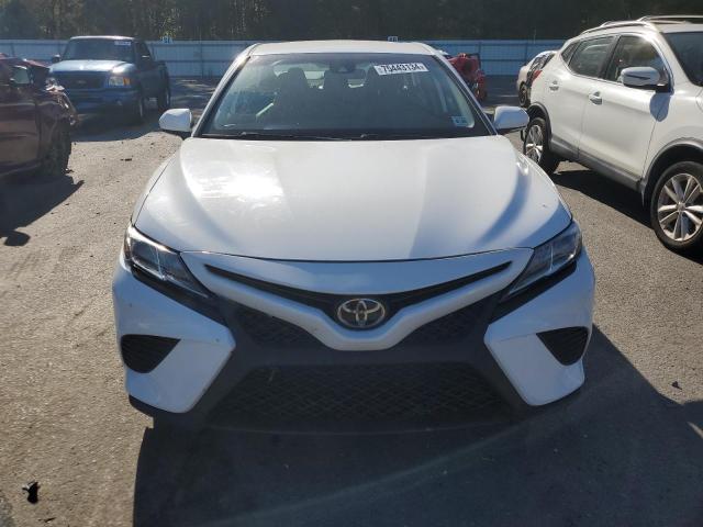  TOYOTA CAMRY 2020 Білий