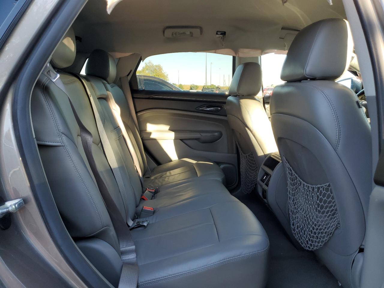 2011 Cadillac SRX - Image 11