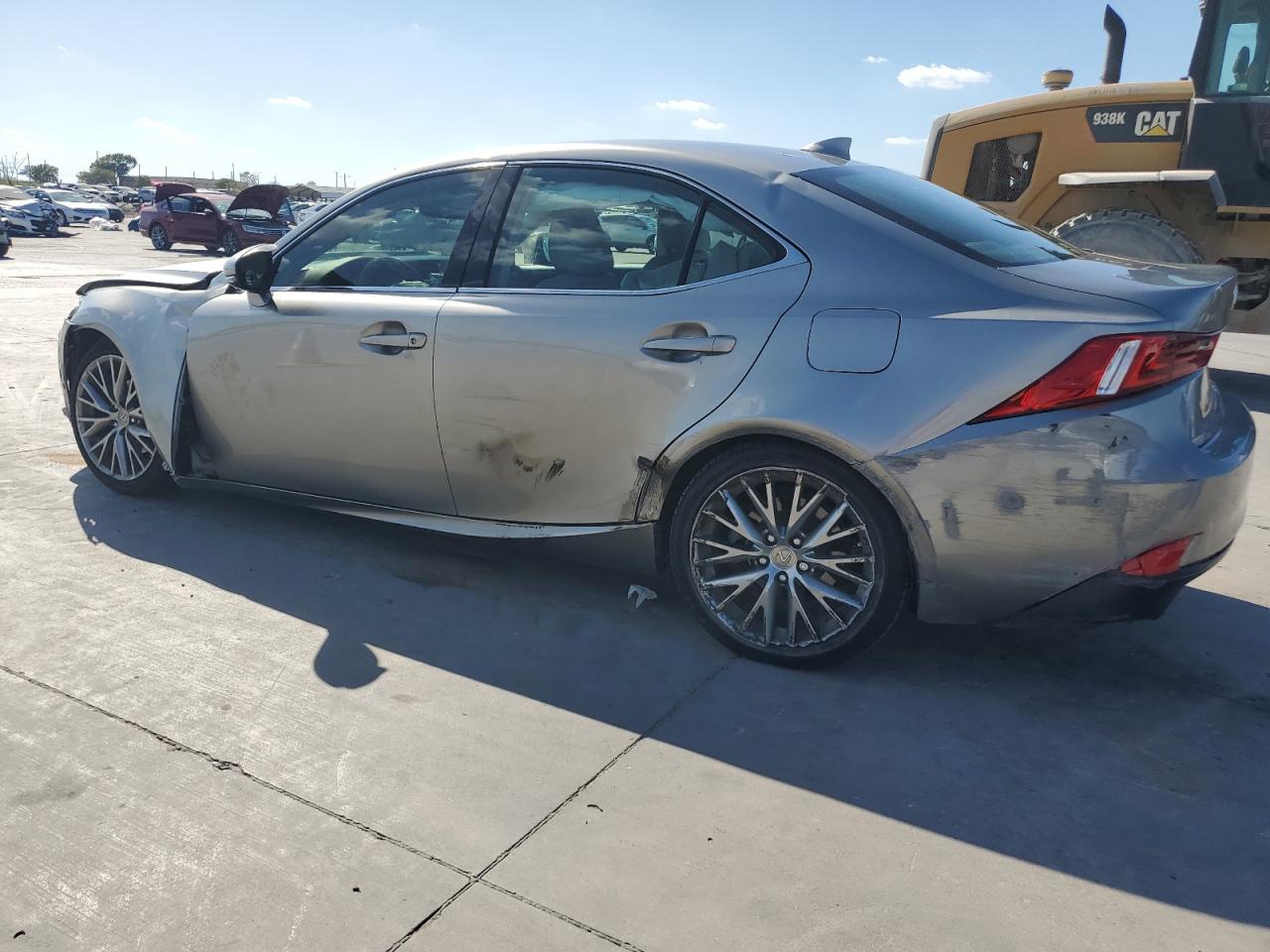 2015 Lexus IS - Image 2
