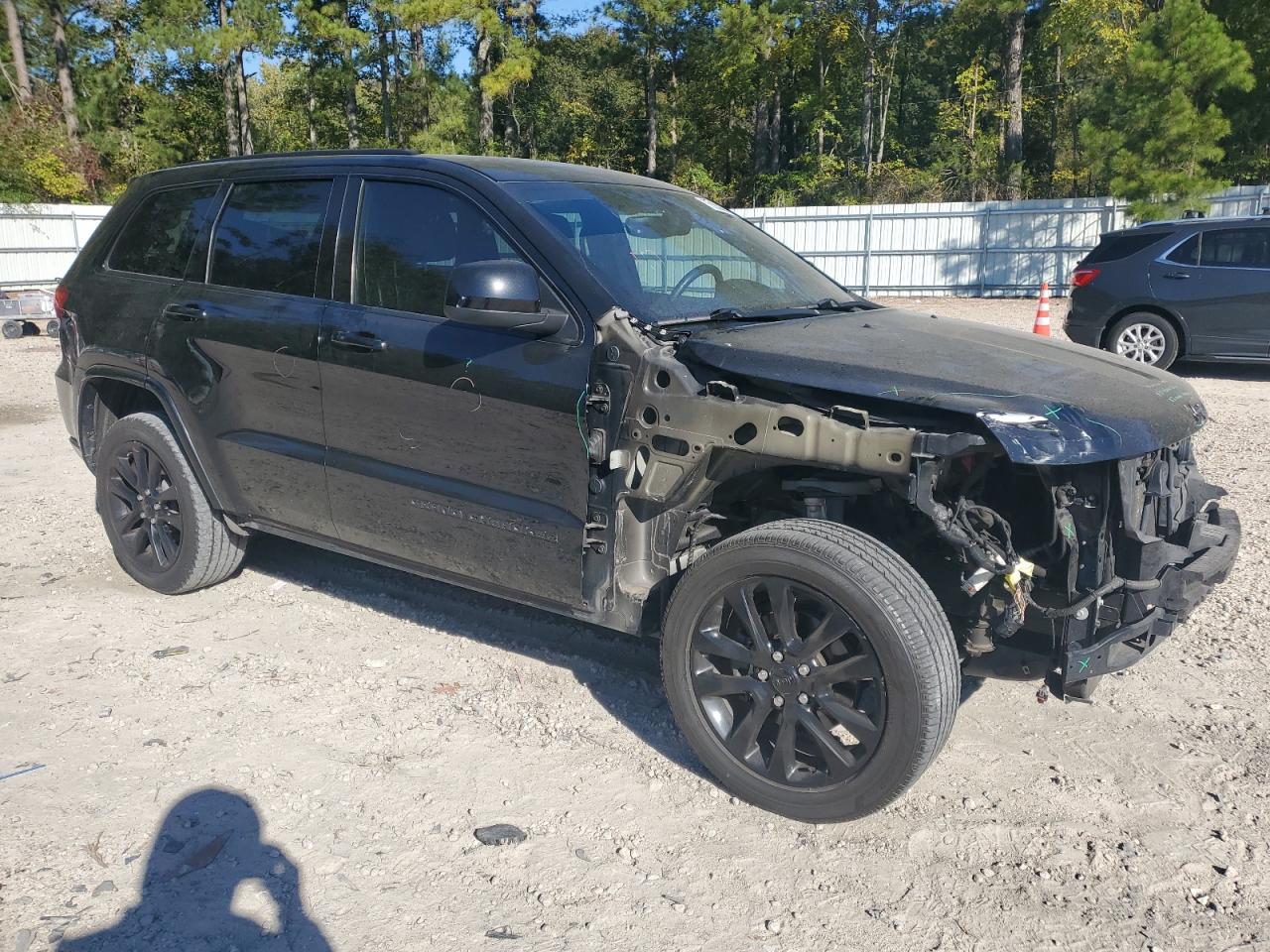 2017 Jeep Grand Cherokee - Image 4