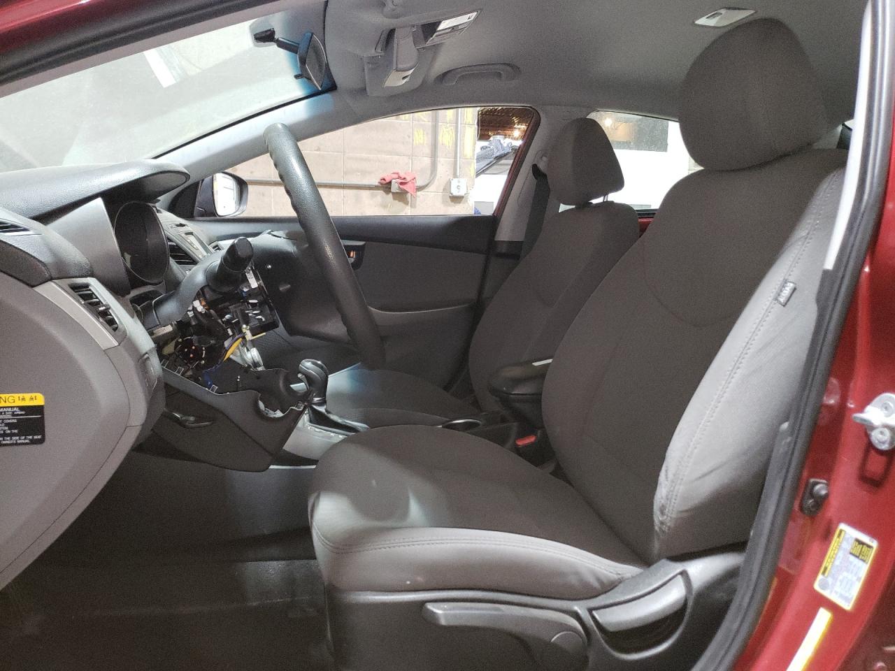 2015 Hyundai Elantra - Image 7