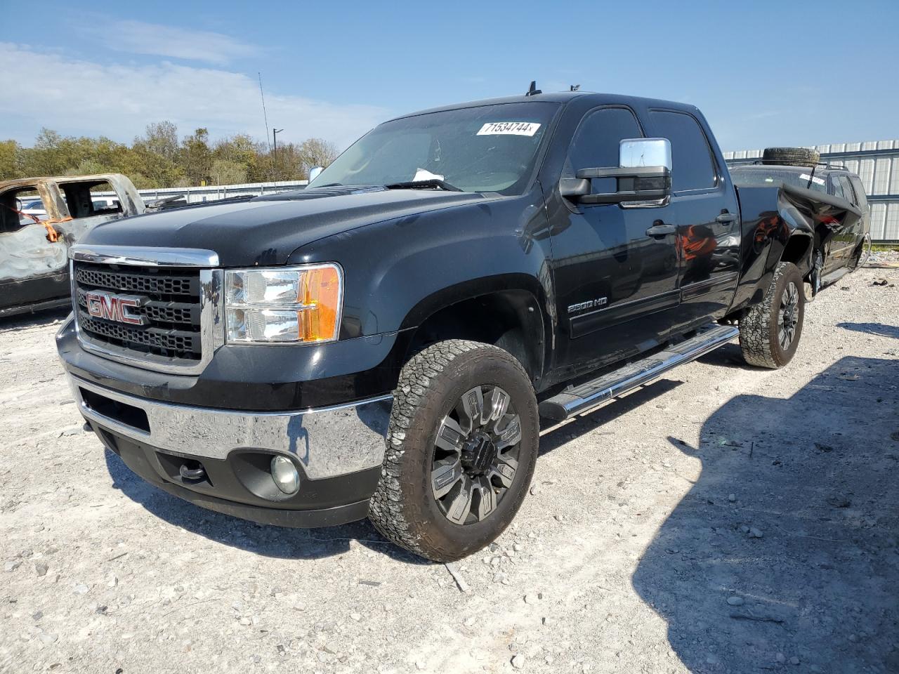 2011 GMC Sierra - Image 1