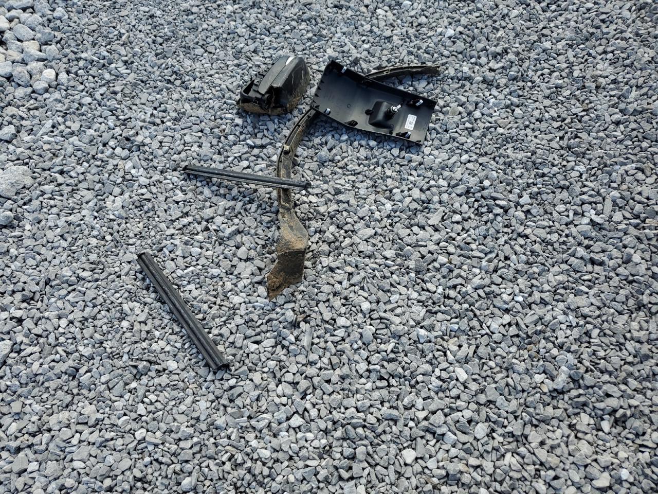 2017 Toyota Rav4 Xle VIN: 2T3RFREV1HW666287 Lot: 73652264