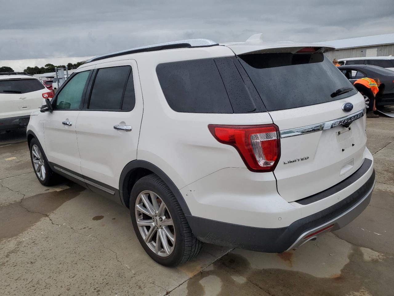 1FM5K7F87GGC49897 2016 FORD EXPLORER - Image 2