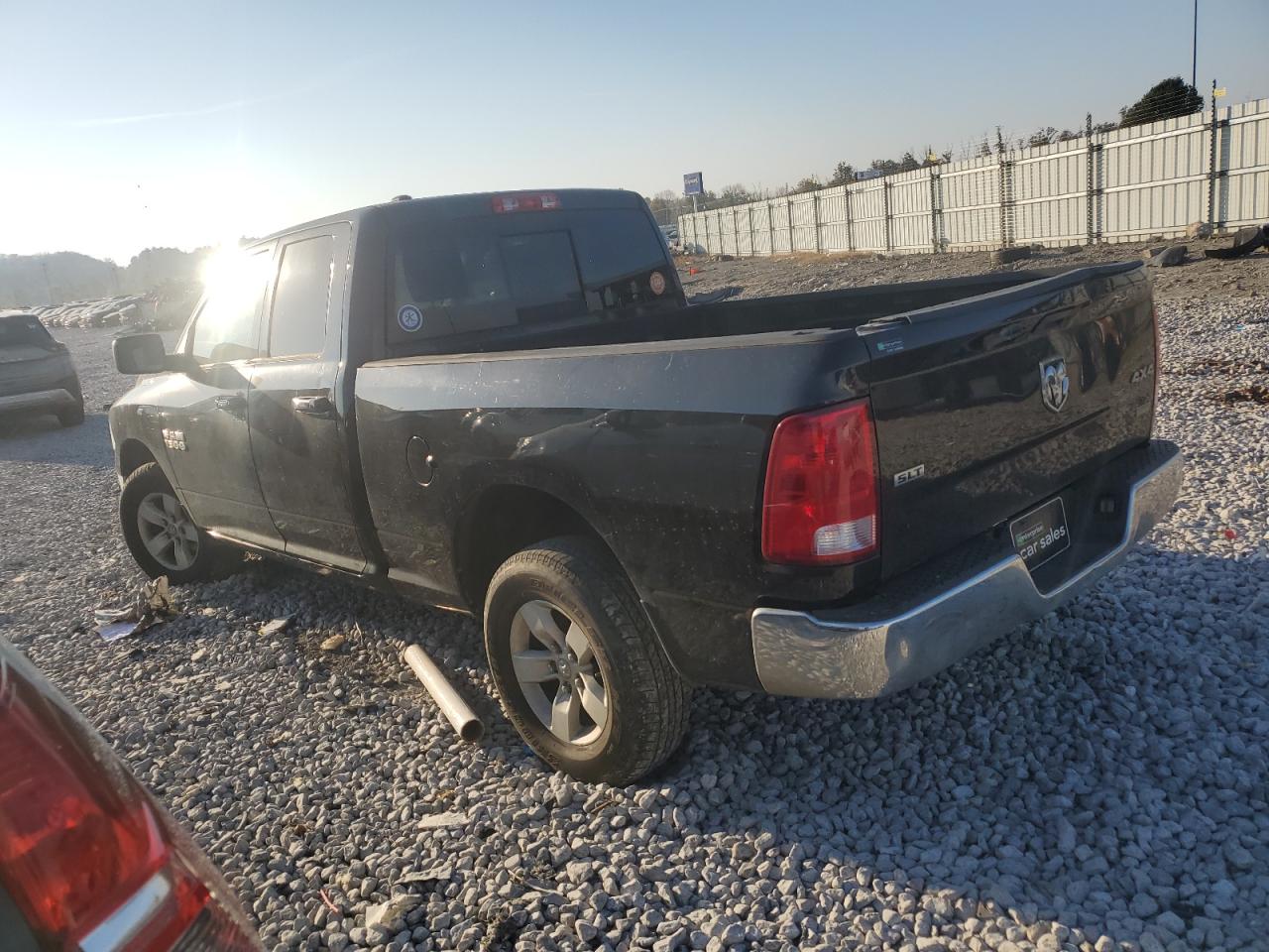 2016 RAM 1500 - Image 2