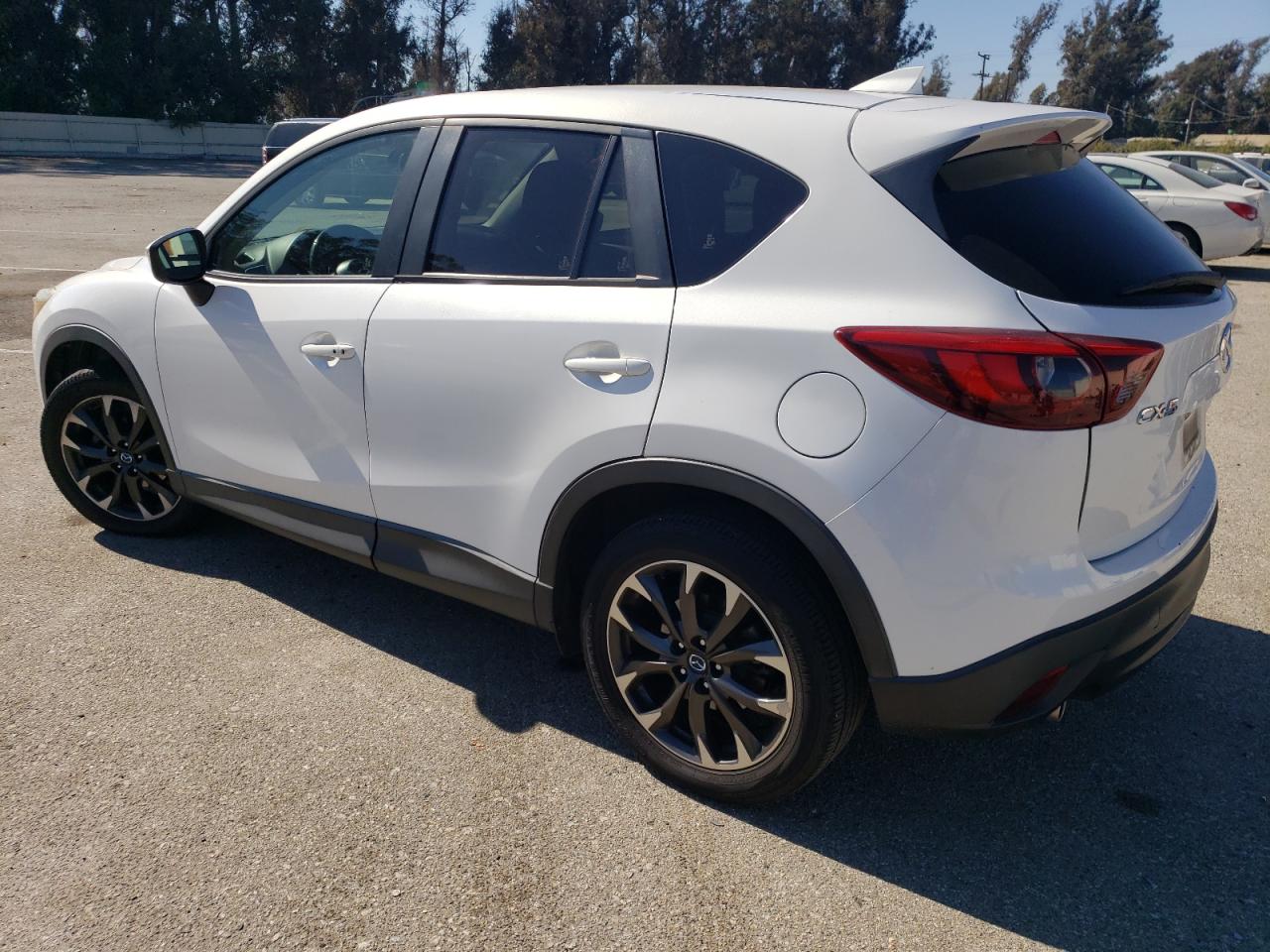 2016 Mazda CX-5 - Image 2