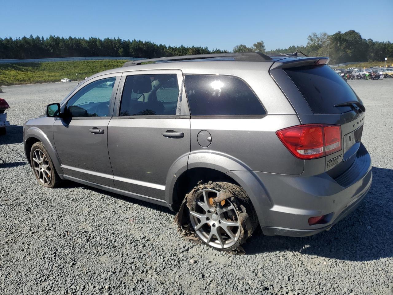 2013 Dodge Journey - Image 2