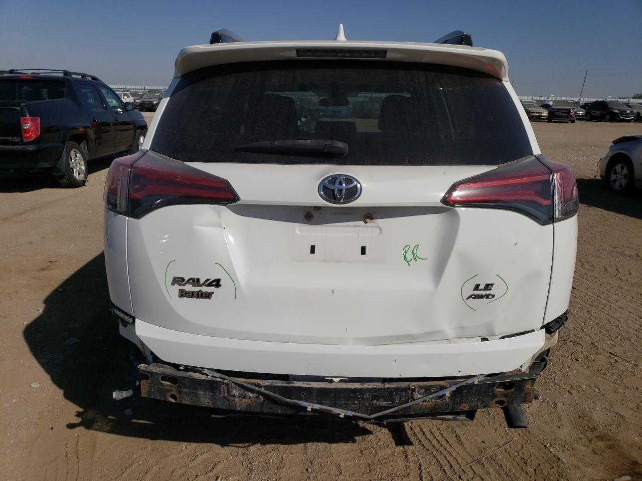 JTMBFREV3HD201122 2017 Toyota Rav4 Le