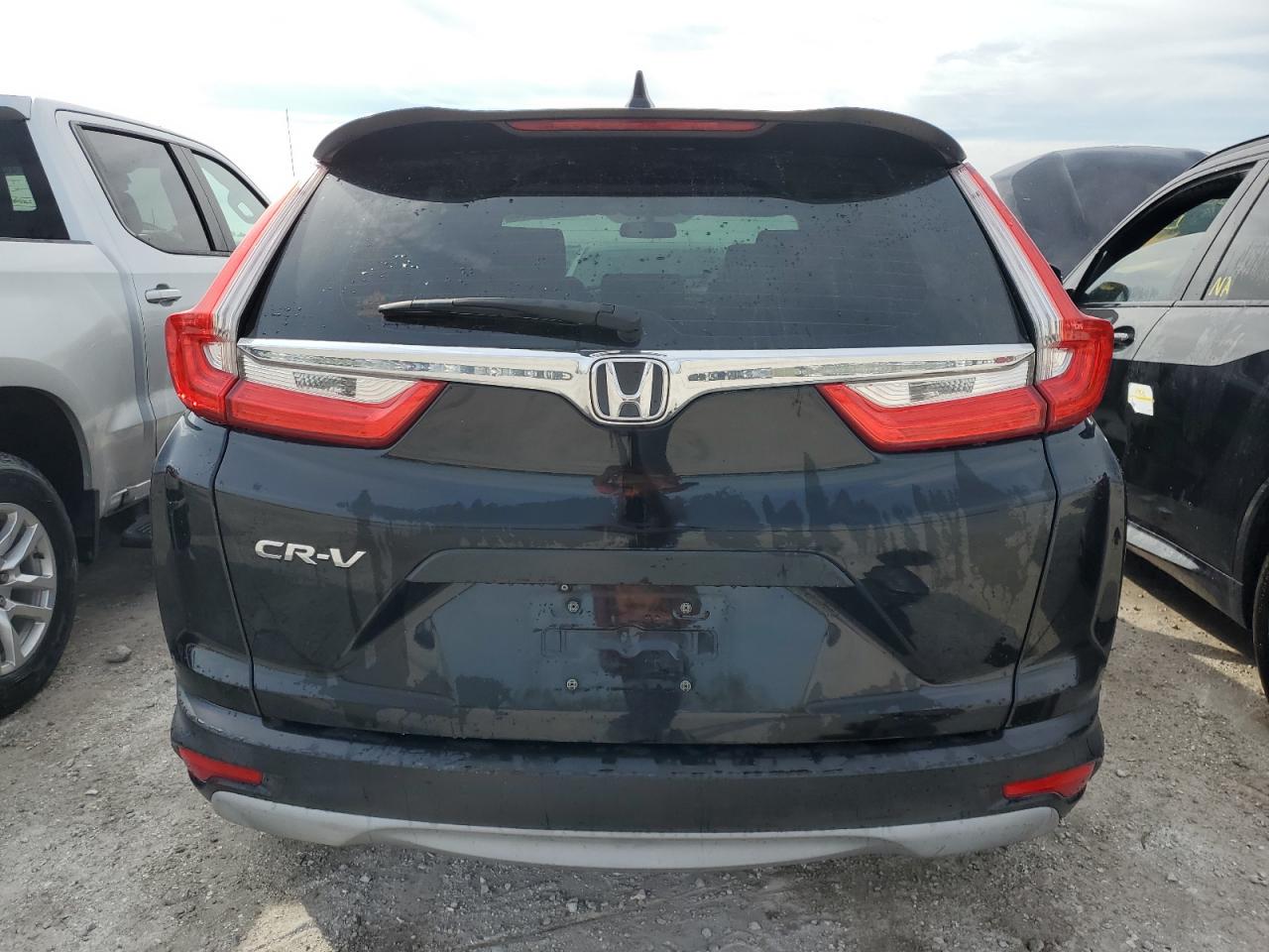 2017 Honda CR-V - Image 6