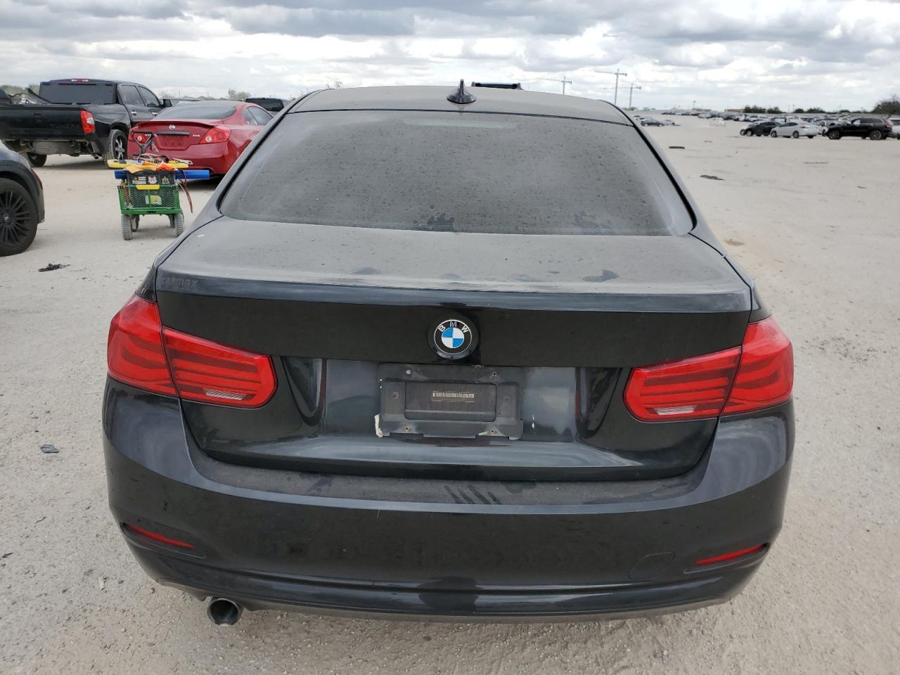 2018 BMW 320 I VIN: WBA8E1G56JNU93521 Lot: 75936254