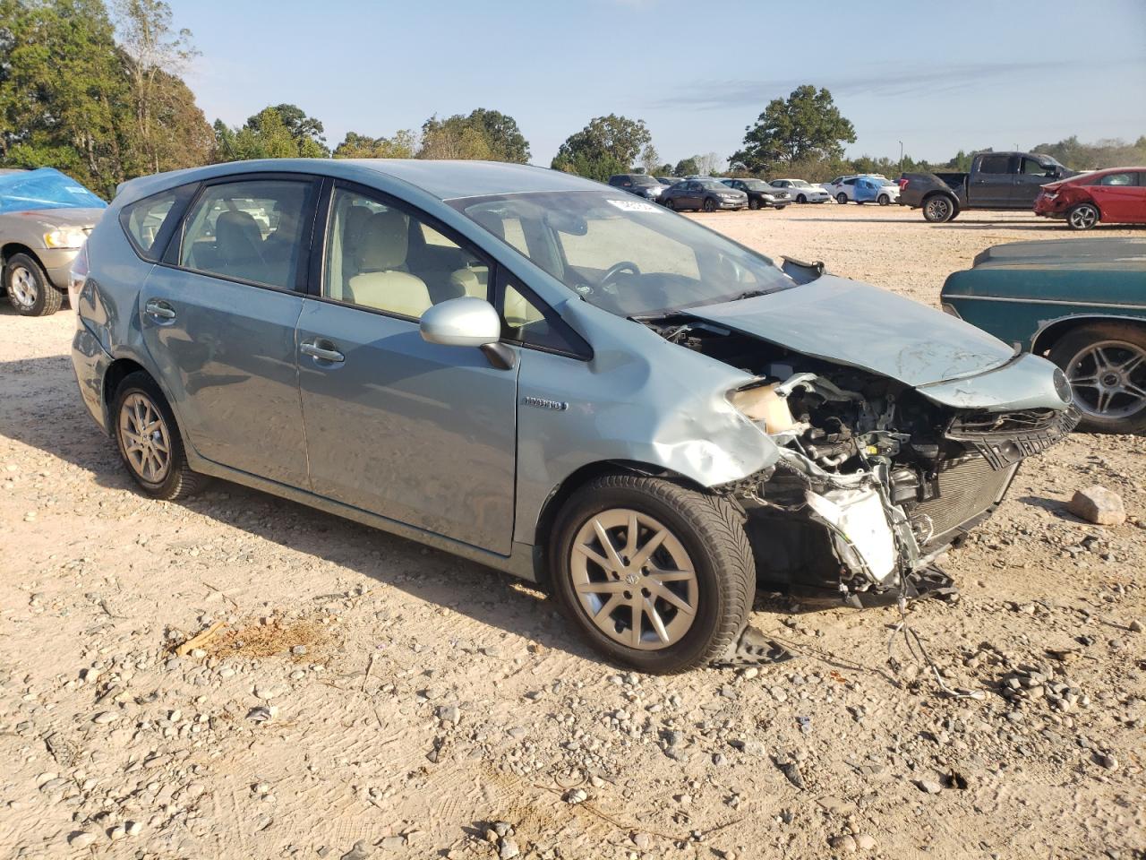 JTDZN3EU4HJ056809 2017 Toyota Prius V