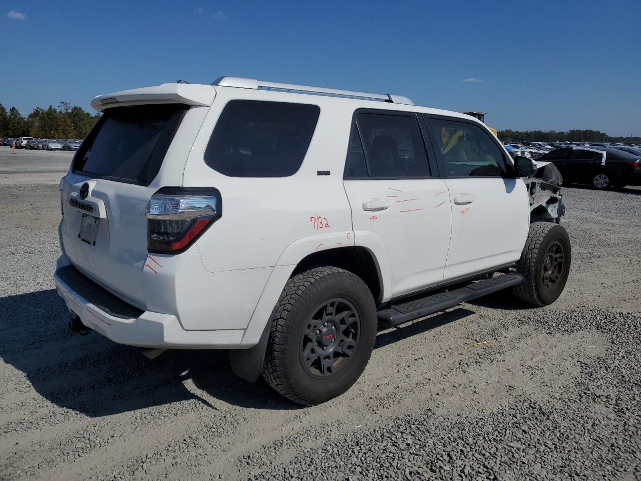 VIN JTEBU5JR5H5457761 2017 TOYOTA 4RUNNER no.3