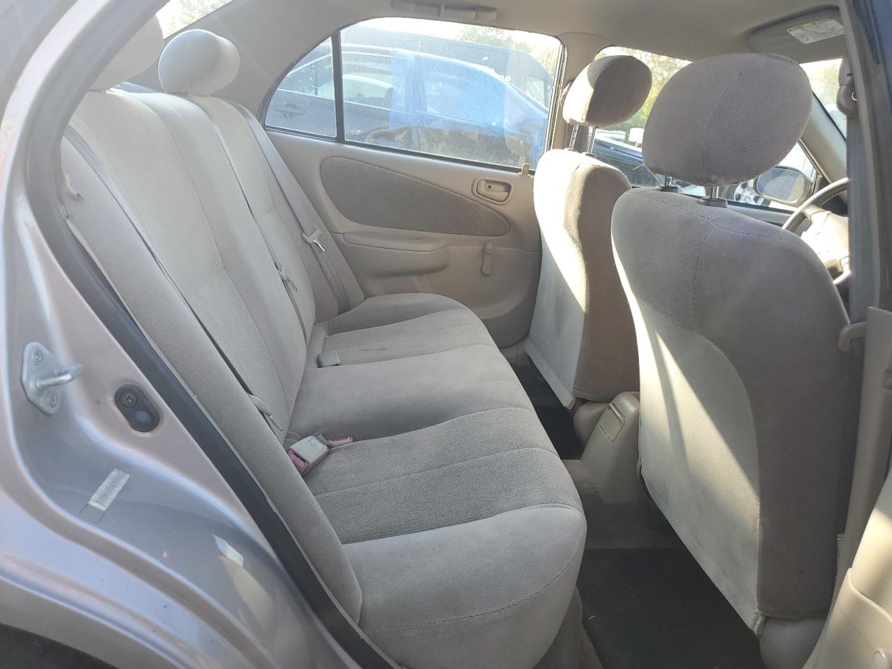 2002 Toyota Corolla - Image 10