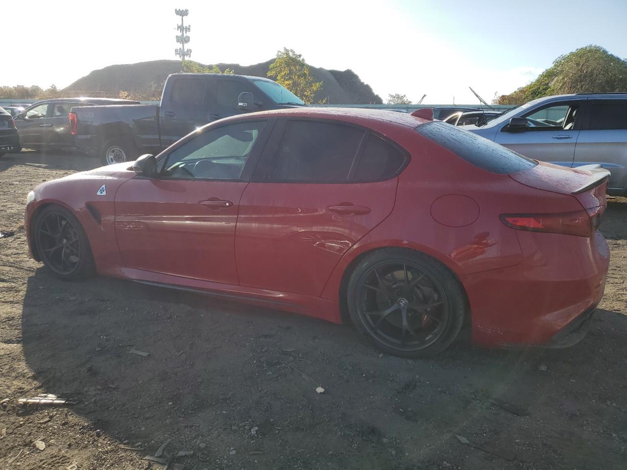 ZARFAEAVXH7550930 2017 Alfa Romeo Giulia Quadrifoglio