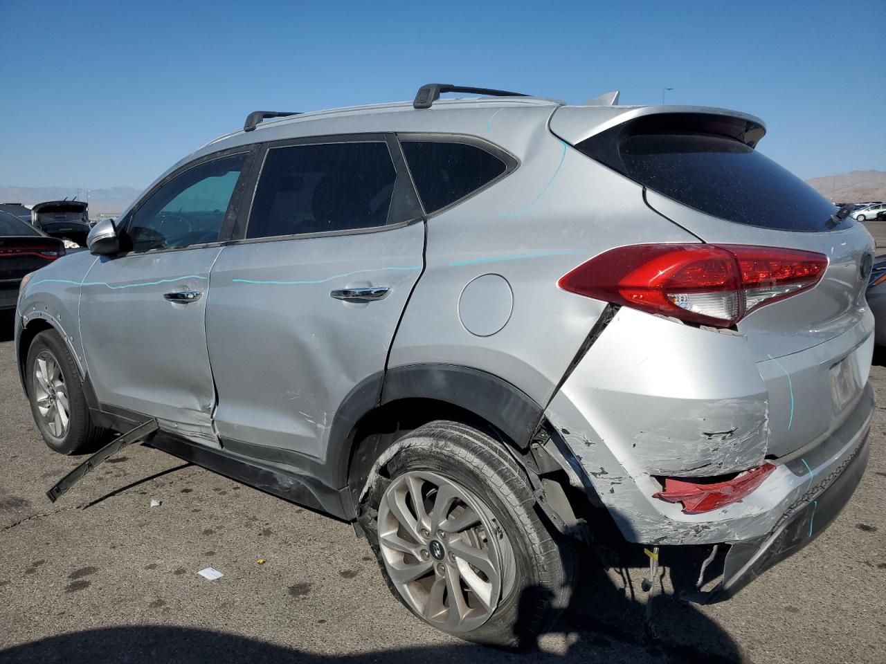 2016 Hyundai Tucson - Image 2