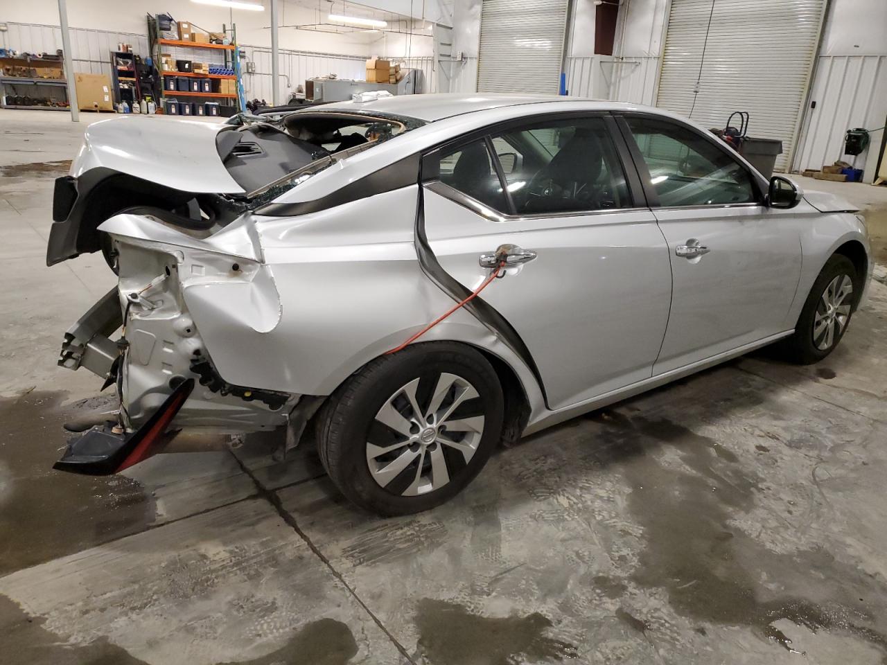 2019 Nissan Altima - Image 3