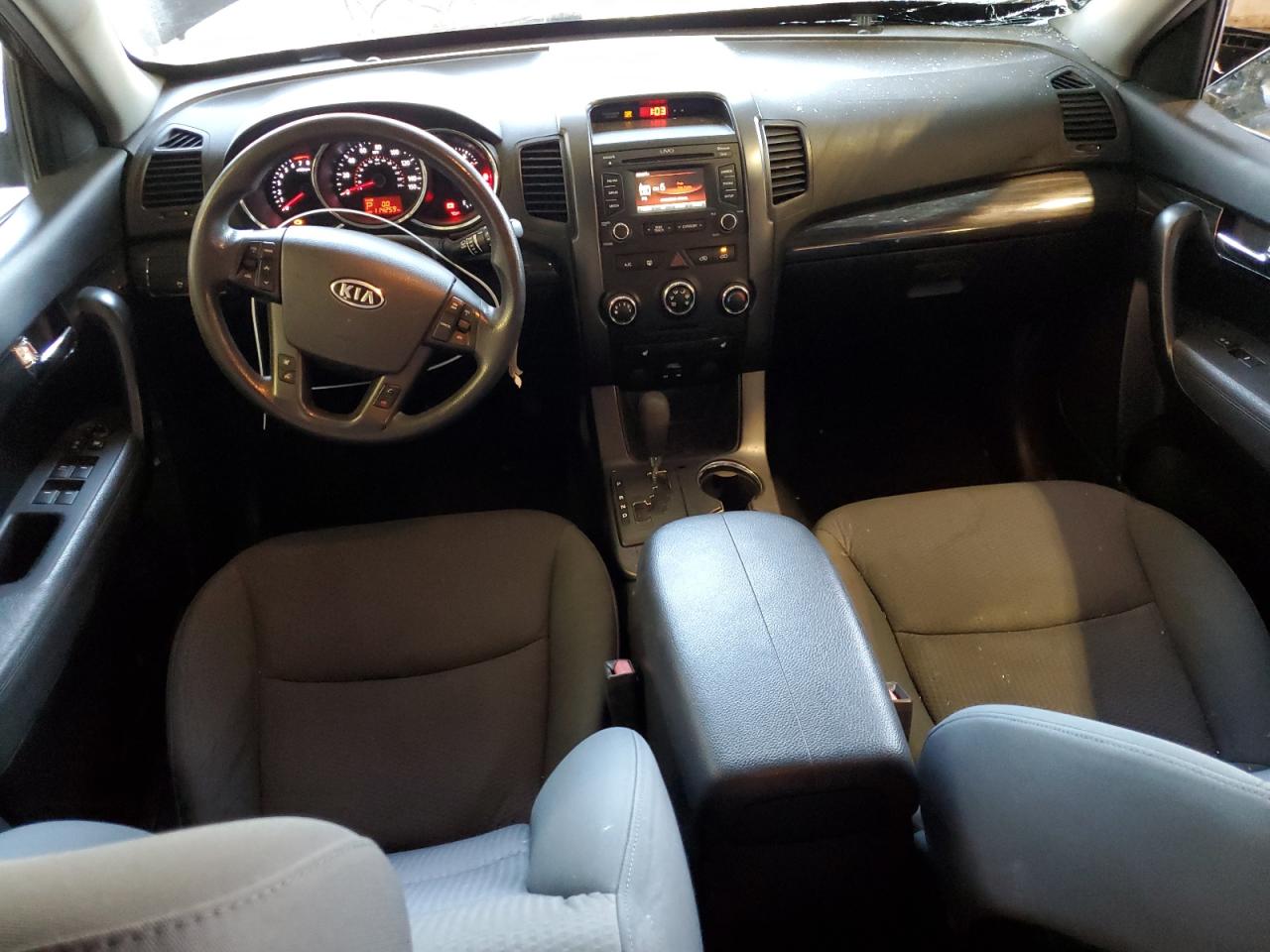 2013 Kia Sorento - Image 8