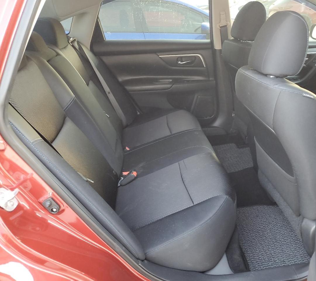 2017 Nissan Altima - Image 10