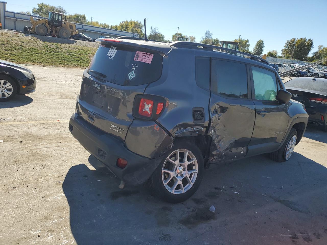 2019 Jeep Renegade - Image 3