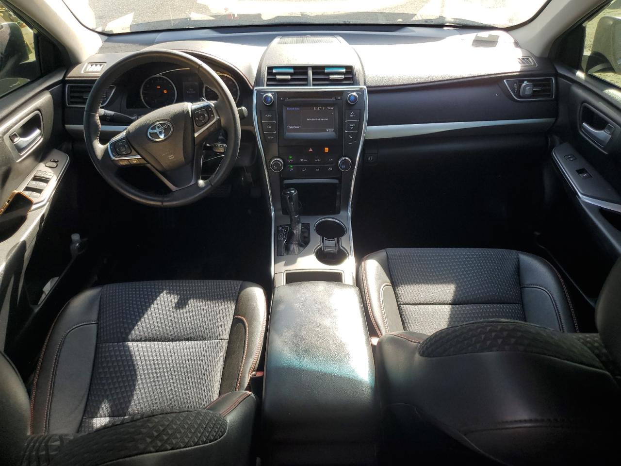 2015 Toyota Camry - Image 8