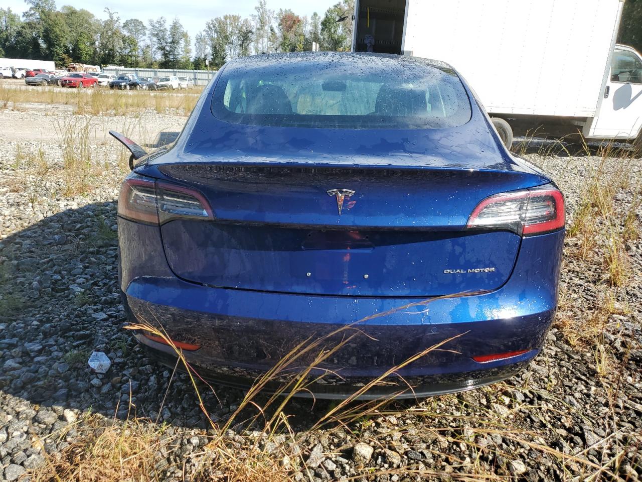 5YJ3E1EB9JF133941 2018 Tesla Model 3