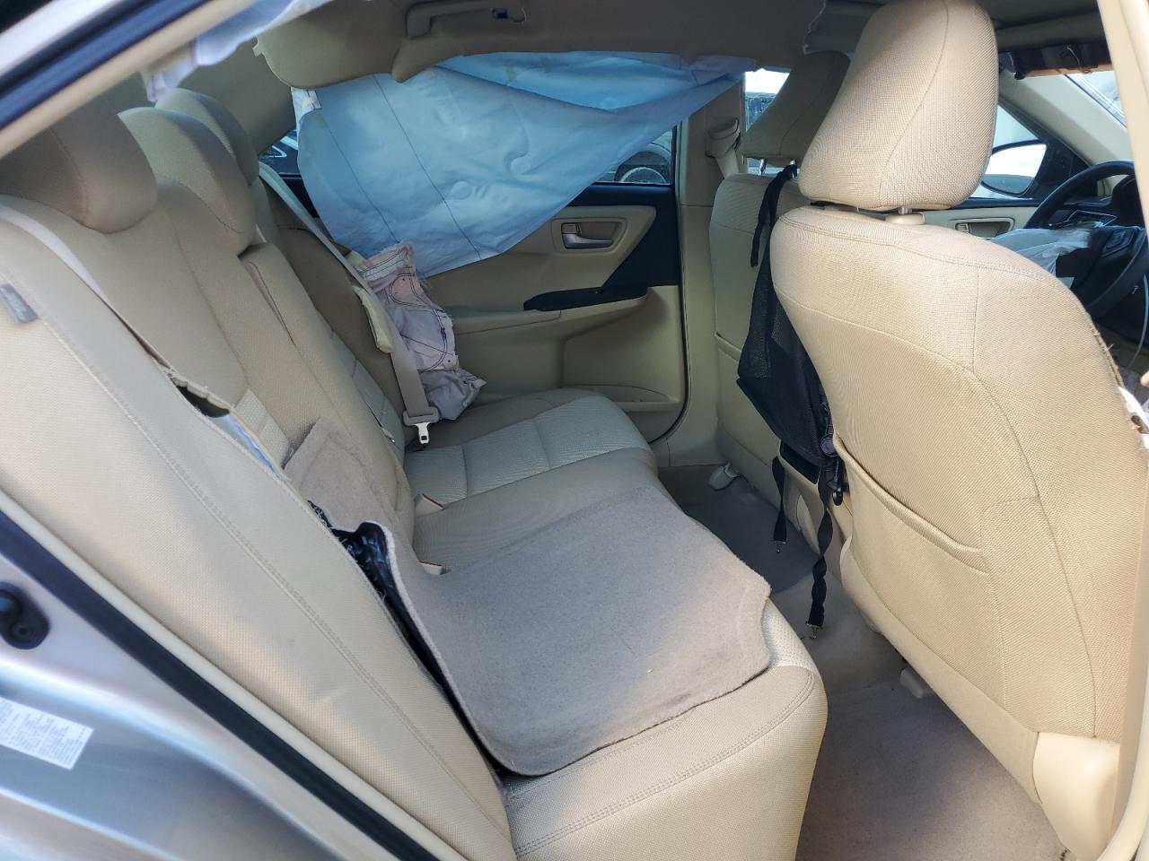 2015 Toyota Camry - Image 10