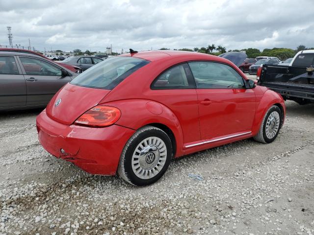  VOLKSWAGEN BEETLE 2015 Красный