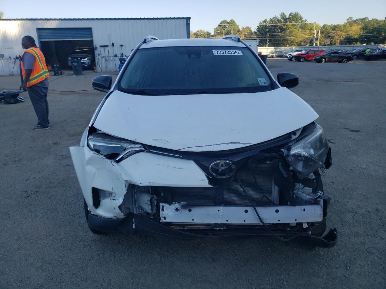 JTMZFREV0JJ212293 2018 Toyota Rav4 Le