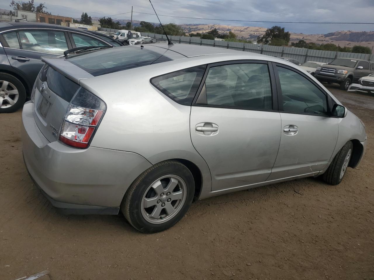 2004 Toyota Prius - Image 3