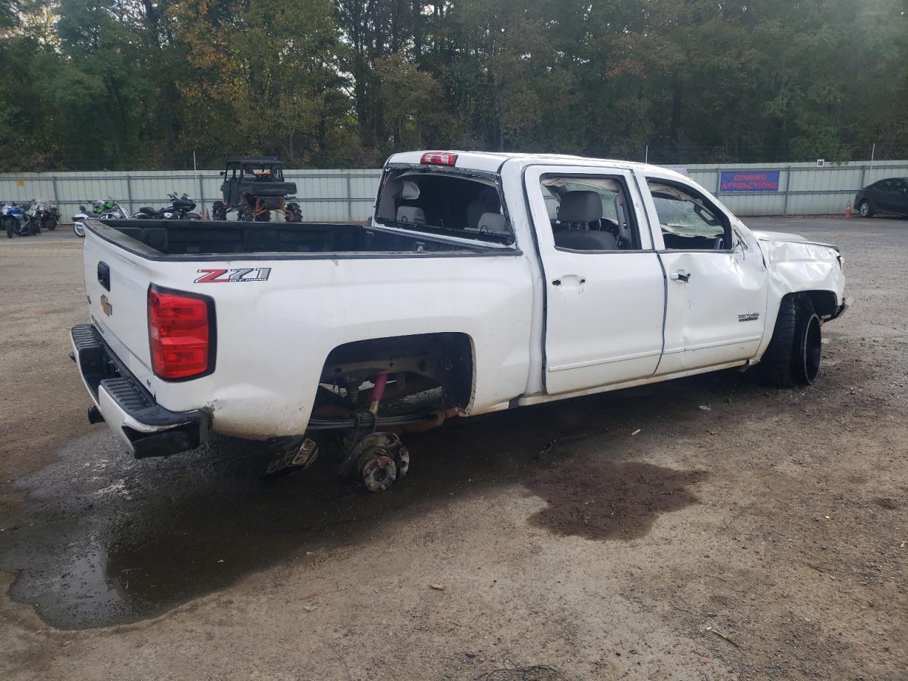 2018 Chevrolet Silverado - Image 3