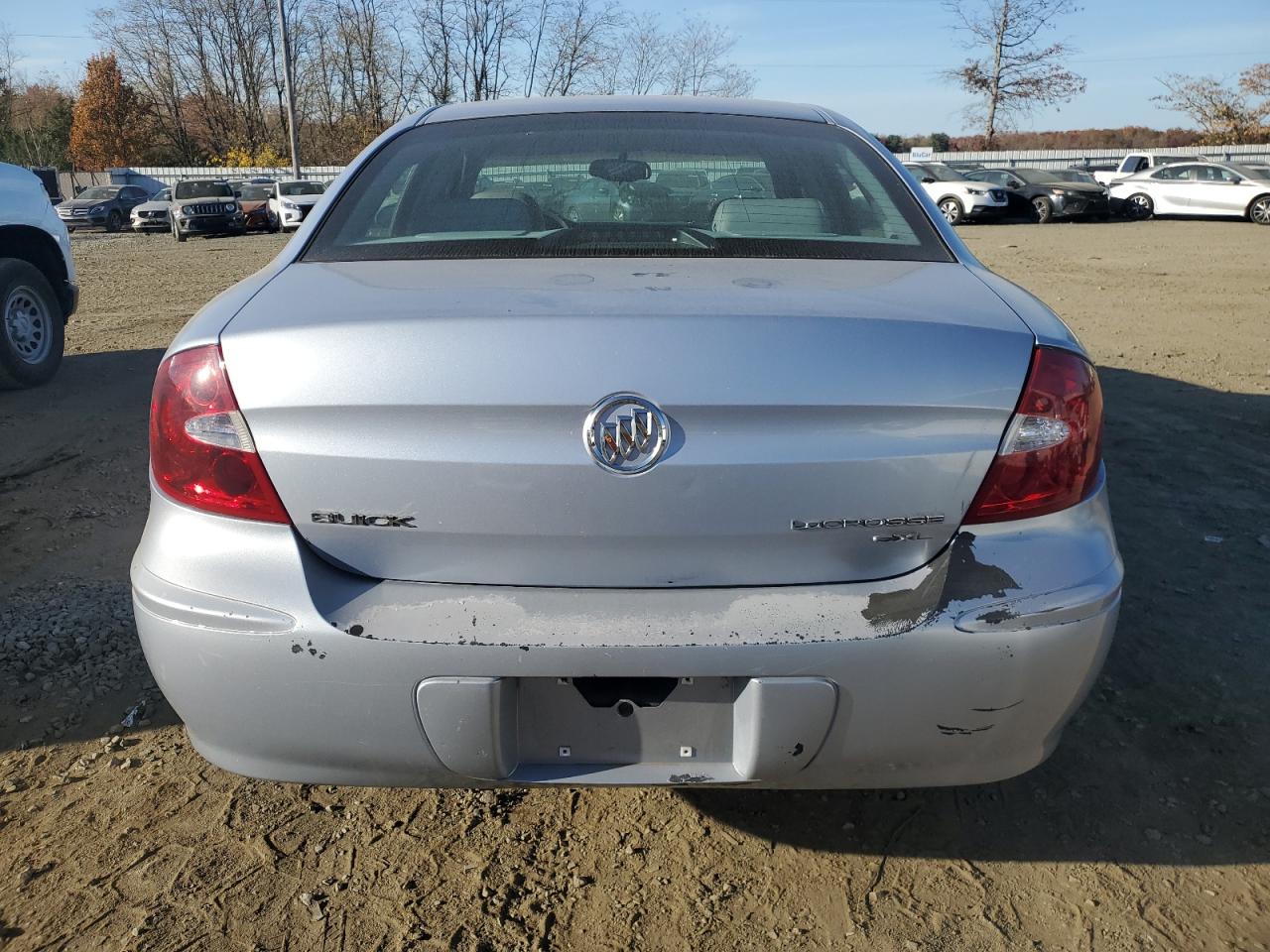 2005 Buick Lacrosse Cxl VIN: 2G4WD532651329186 Lot: 74394484