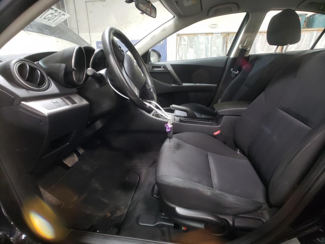 2010 Mazda 3 - Image 7