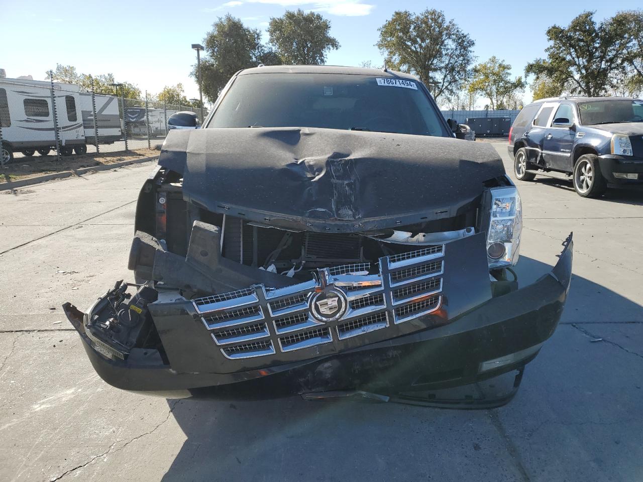 2011 Cadillac Escalade - Image 5