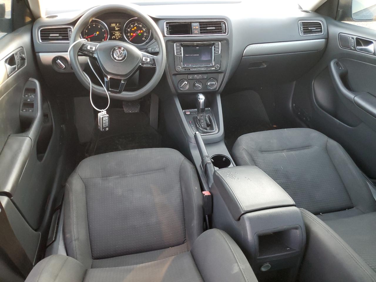 2016 Volkswagen Jetta - Image 8