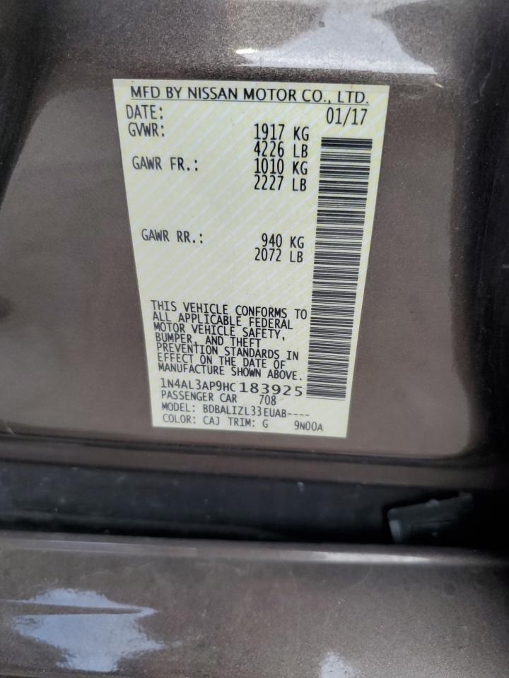 2017 Nissan Altima - Image 12