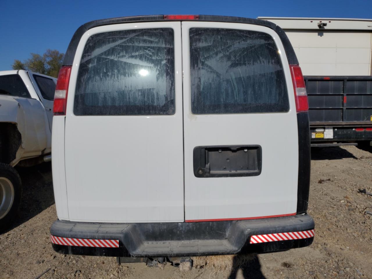 1GCWGAFG4K1153672 2019 Chevrolet Express G2500