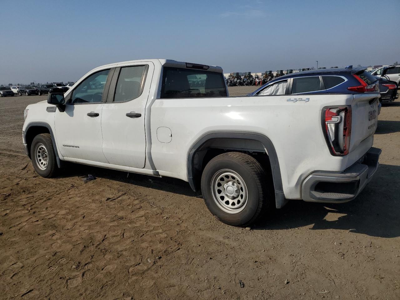 2021 GMC Sierra - Image 2