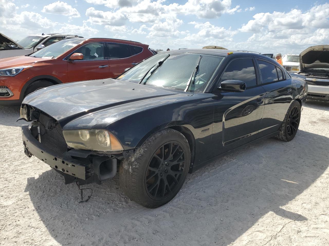 2013 DODGE CHARGER