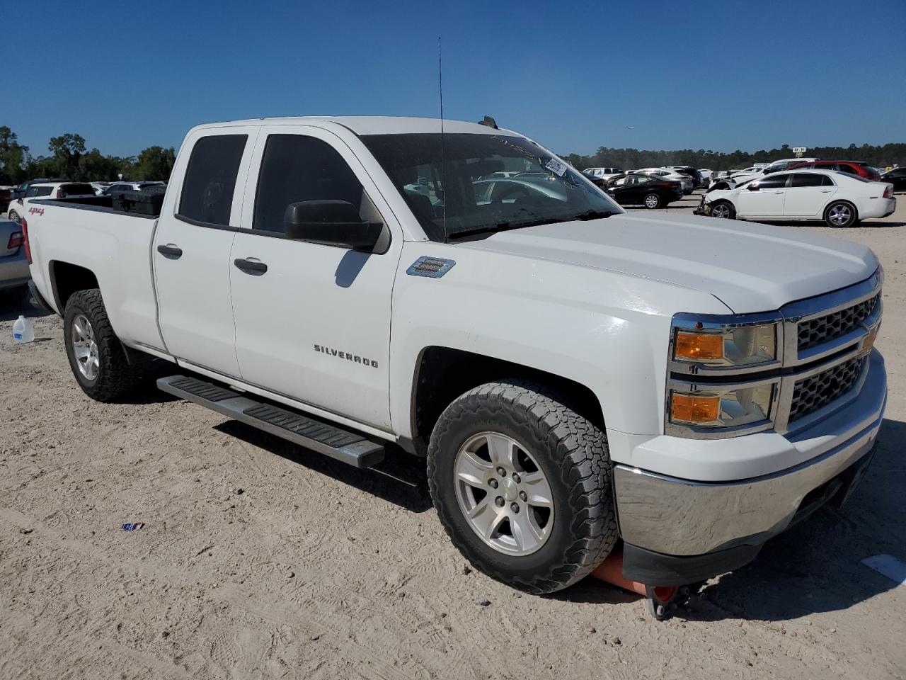 2014 Chevrolet Silverado - Image 4