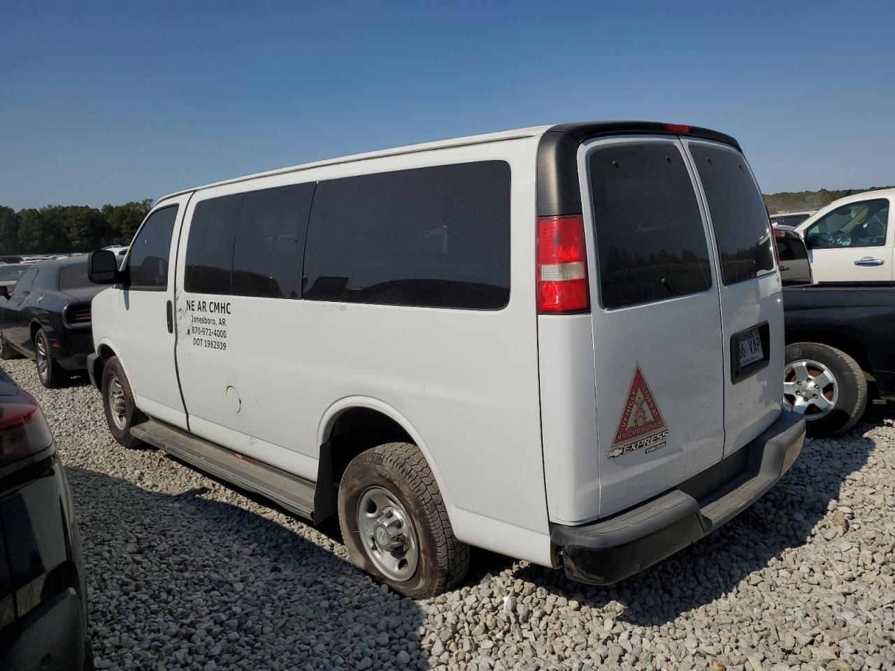 2016 Chevrolet Express - Image 2