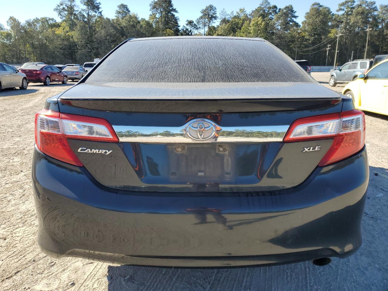 2012 Toyota Camry Base VIN: 4T4BF1FK2CR232328 Lot: 76163604