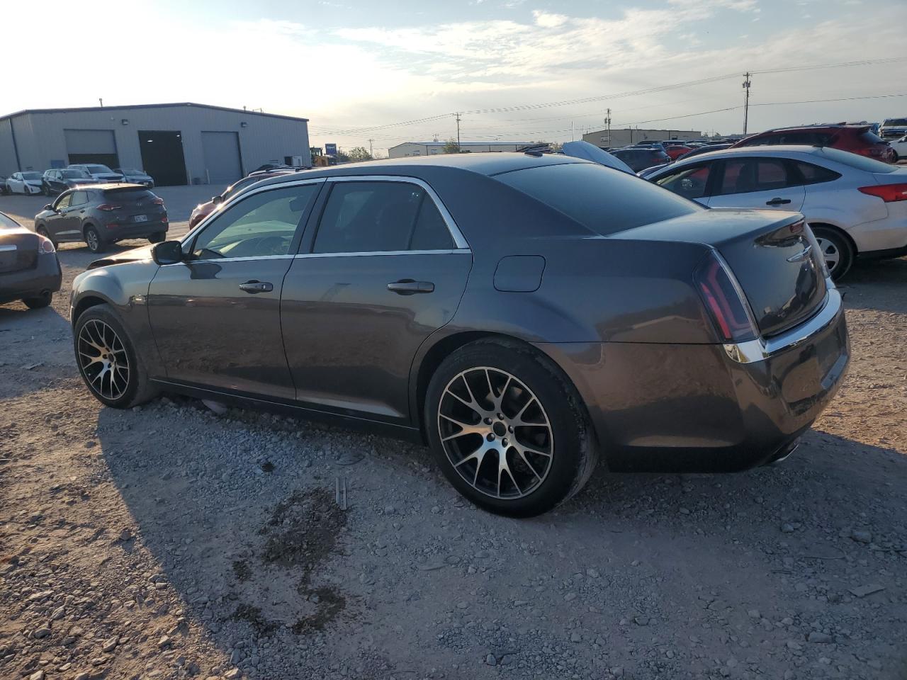 2014 Chrysler 300 - Image 2