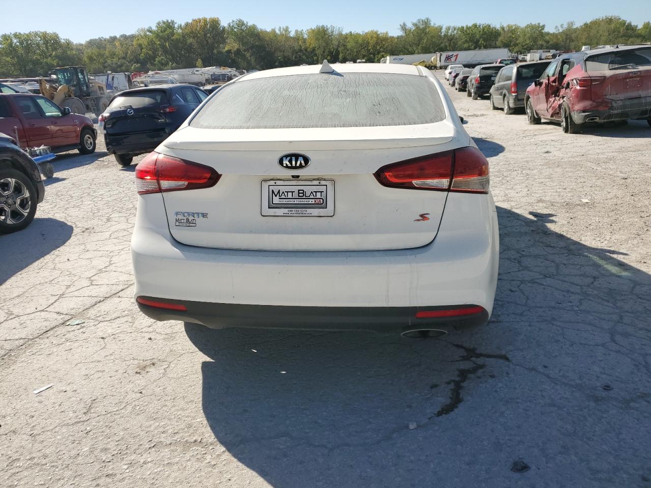 3KPFL4A71JE173989 2018 Kia Forte Lx