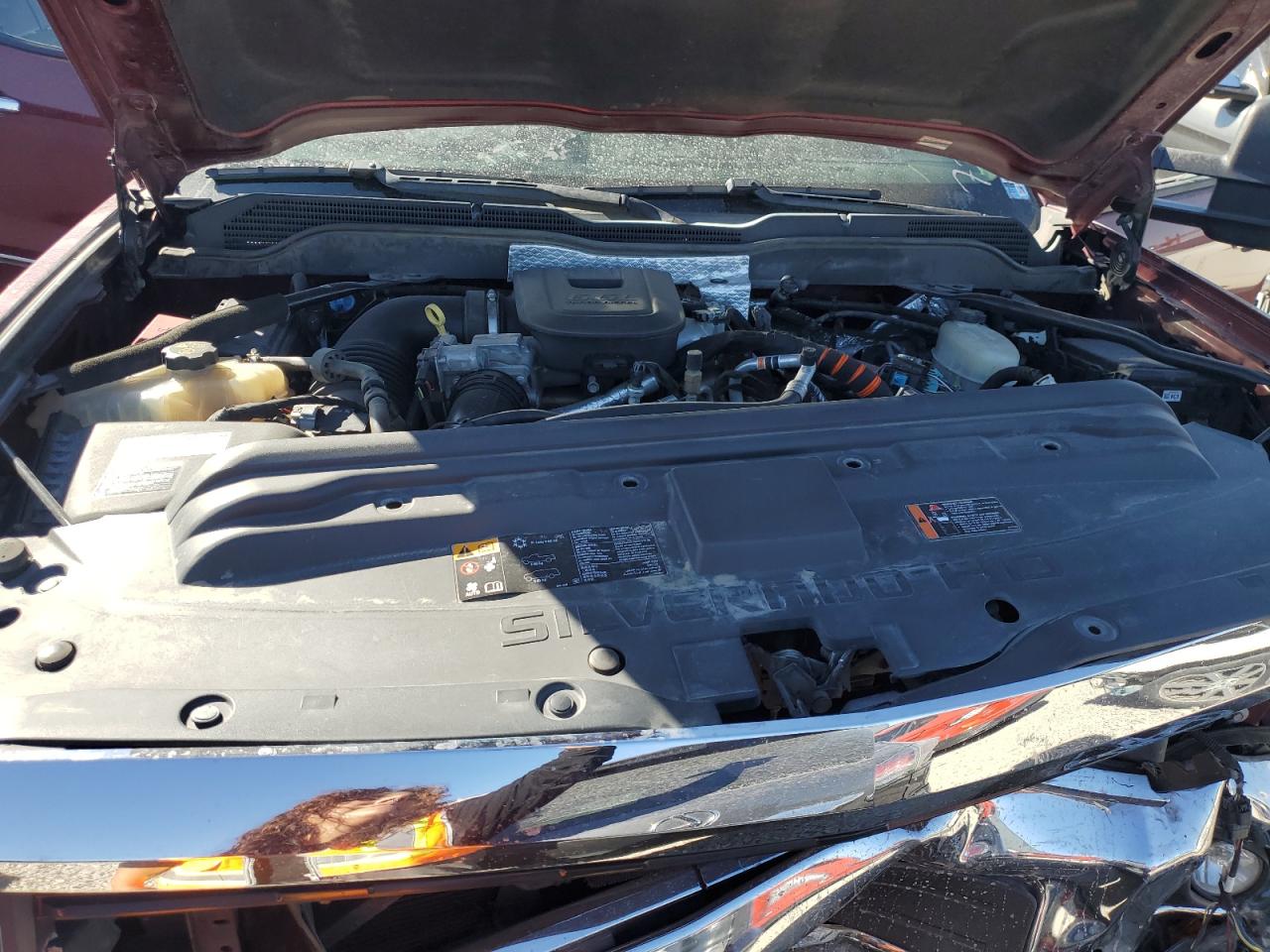 2015 Chevrolet Silverado - Image 12