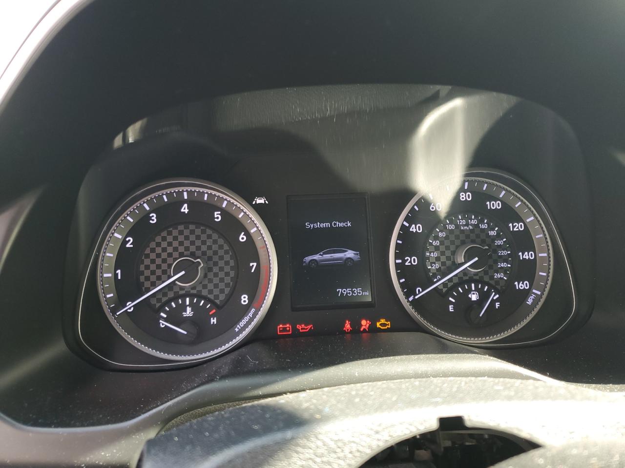 2020 Hyundai Elantra - Image 9