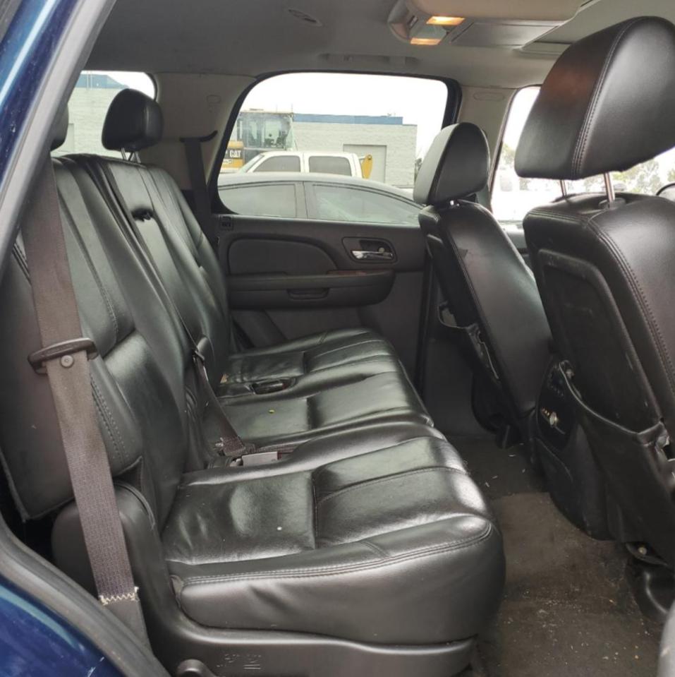 2007 Chevrolet Tahoe - Image 11